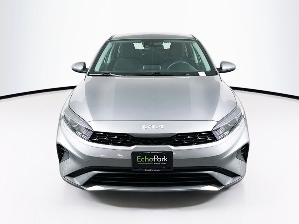 Certified 2024 Kia Forte LXS LXS IVT