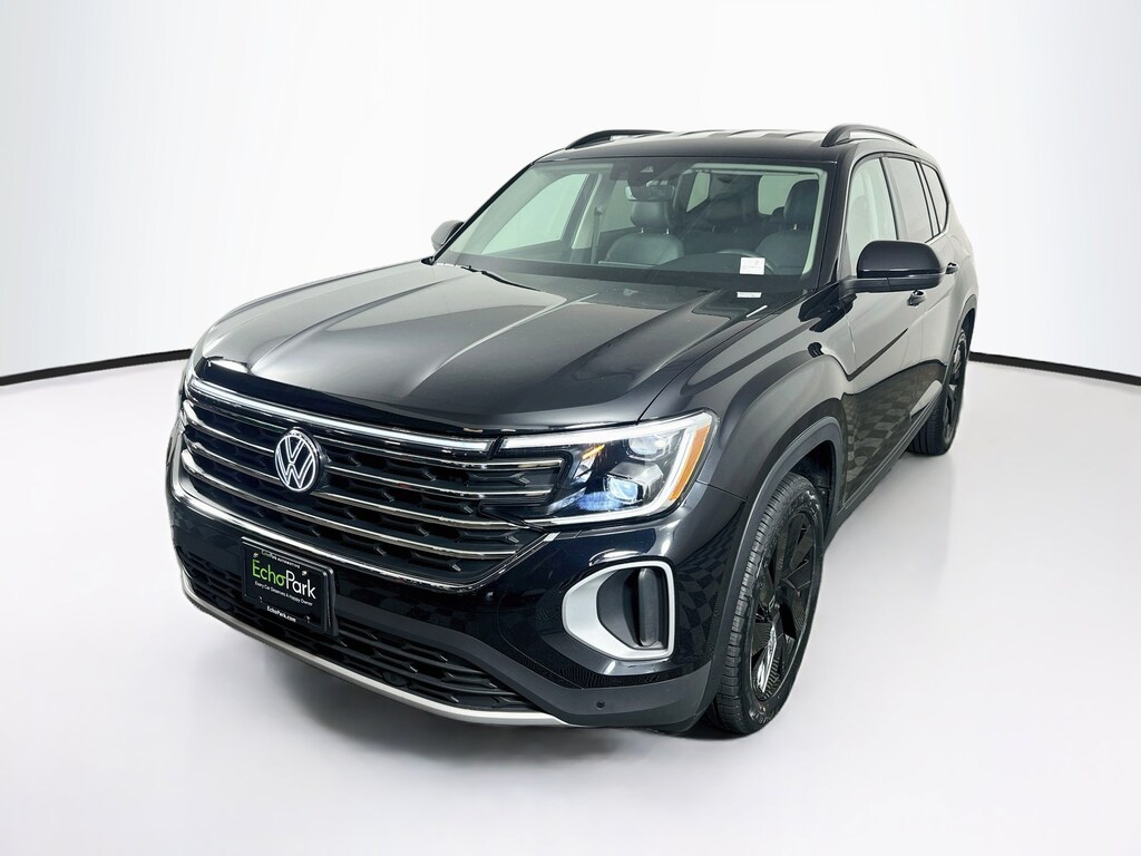 Certified 2026 Volkswagen Atlas 2.0T SE w/Technology 2.0T SE w/Technology FWD