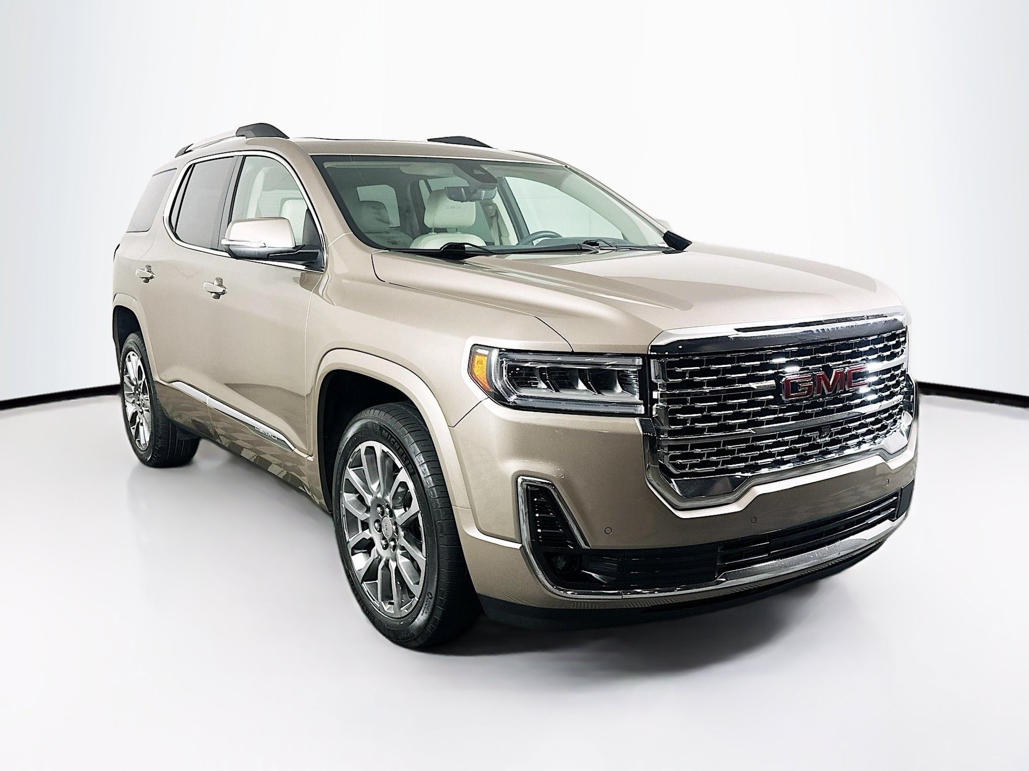 2023 GMC Acadia Denali FWD's photo
