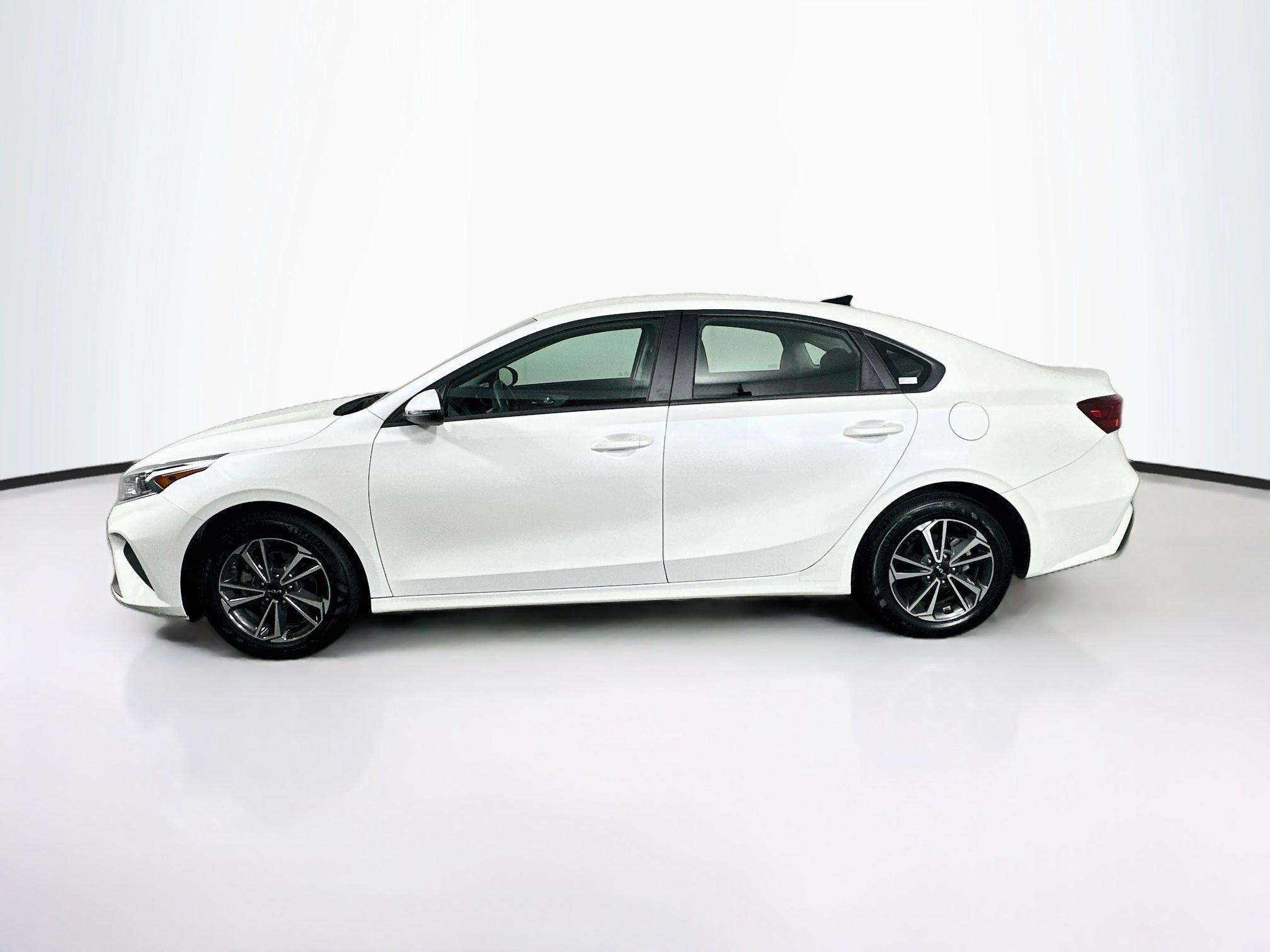 Used 2024 Kia Forte LXS LXS IVT
