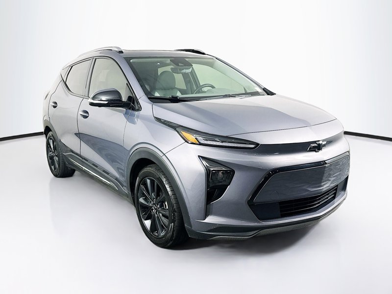 2022 Chevrolet Bolt EUV Premier's photo