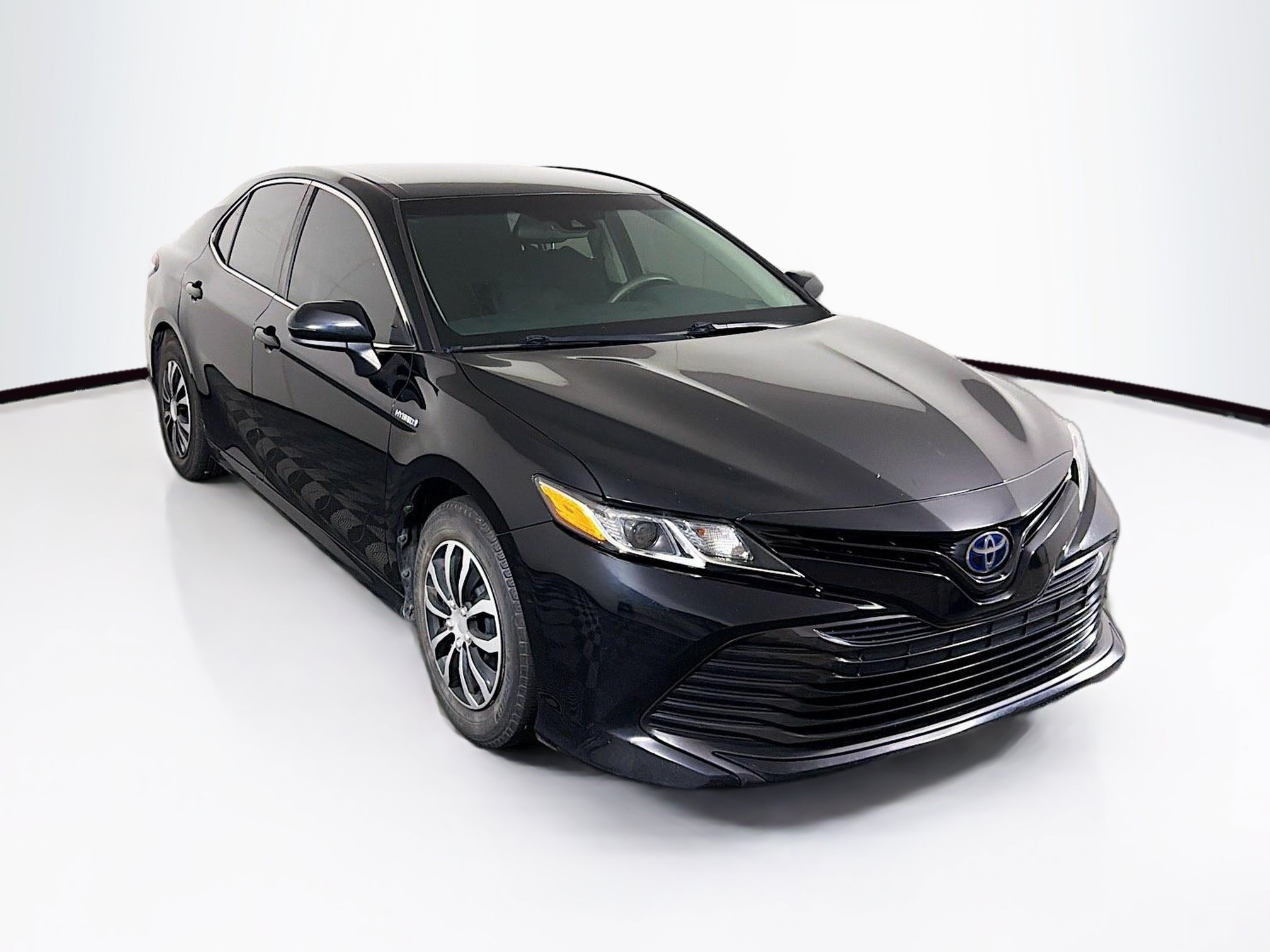 Used 2018 Toyota Camry Hybrid LE Hybrid LE CVT