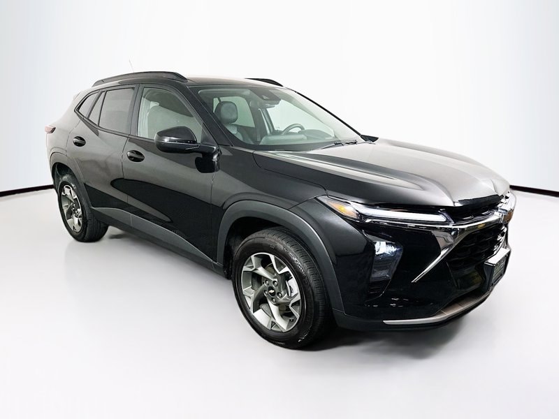 2025 Chevrolet Trax LT's photo