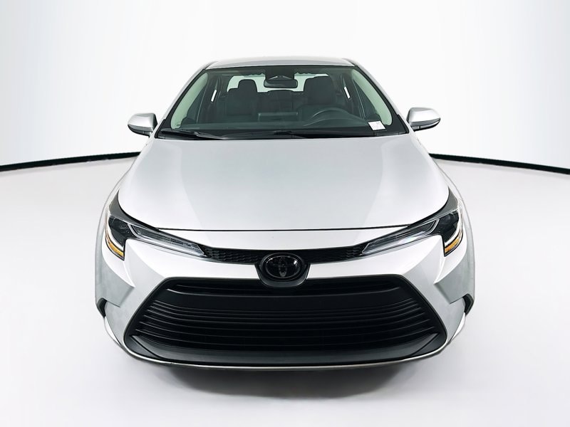 Used 2024 Toyota Corolla LE with VIN 5YFB4MDEXRP149982 for sale in Northfield, Minnesota
