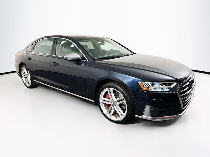 2020 Audi S8 Base's photo