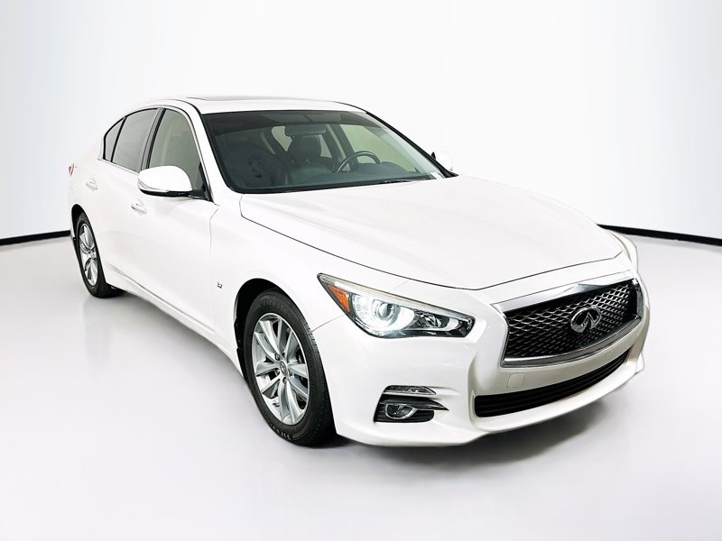 2015 INFINITI Q50 AWD's photo