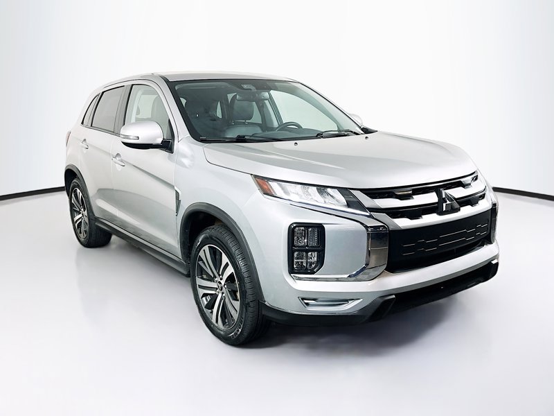 2023 Mitsubishi Outlander Sport 2.0 SE AWC CVT's photo