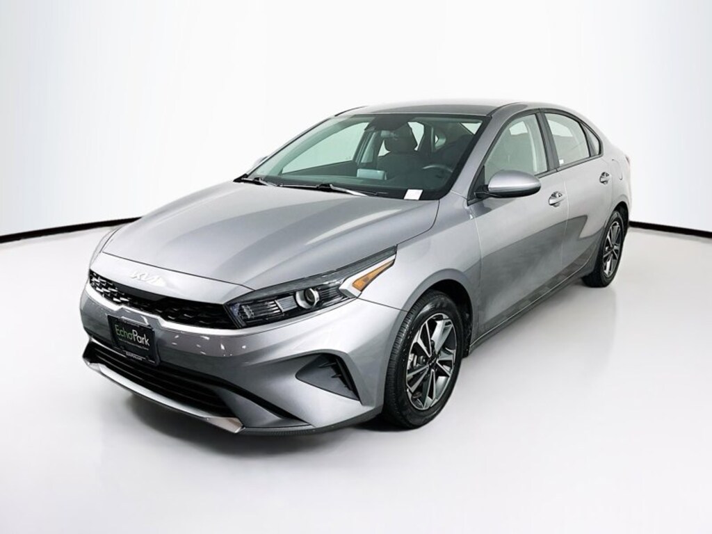 Certified 2024 Kia Forte LXS LXS IVT