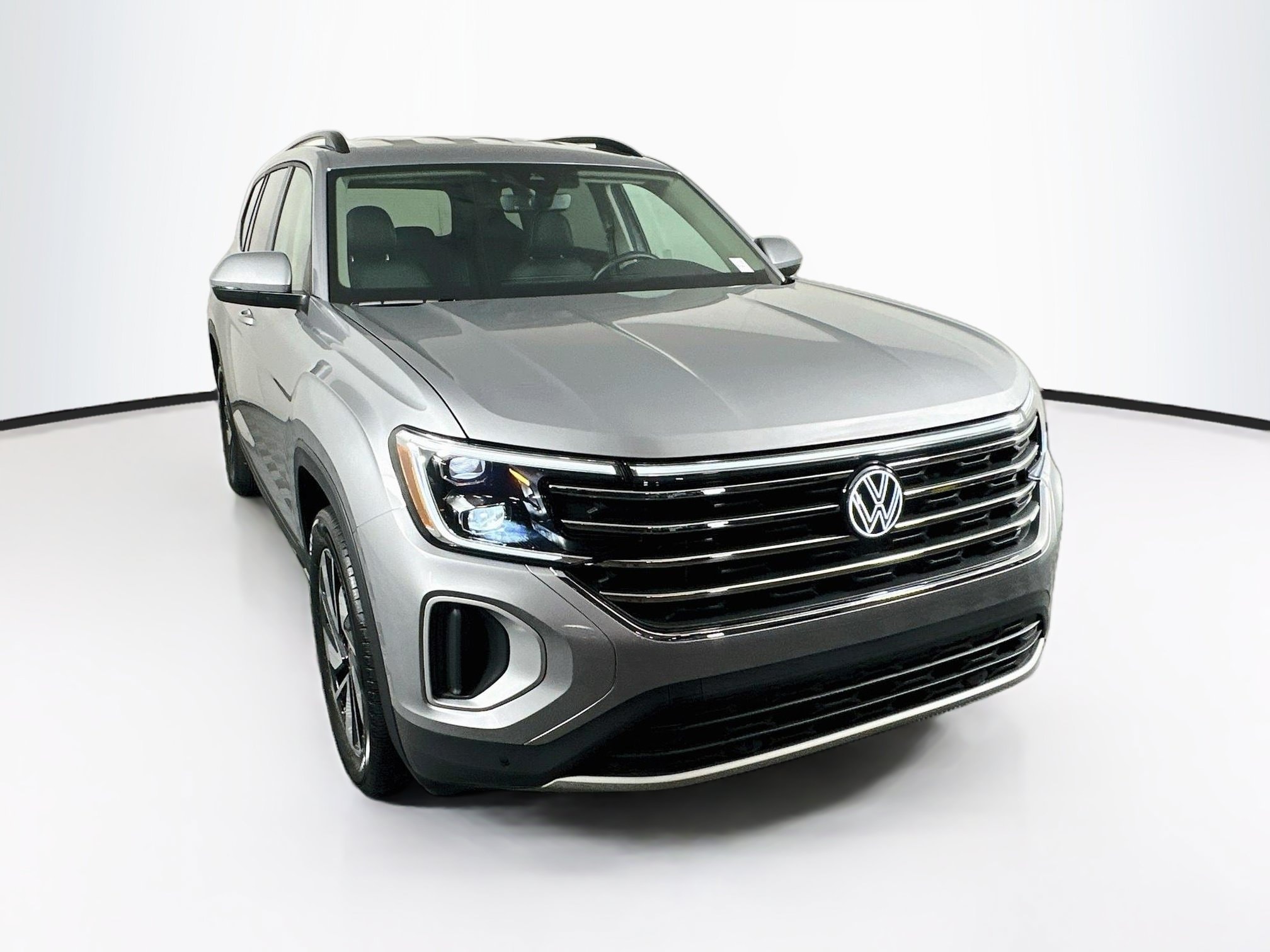 2026 Volkswagen Atlas SE w/Tech