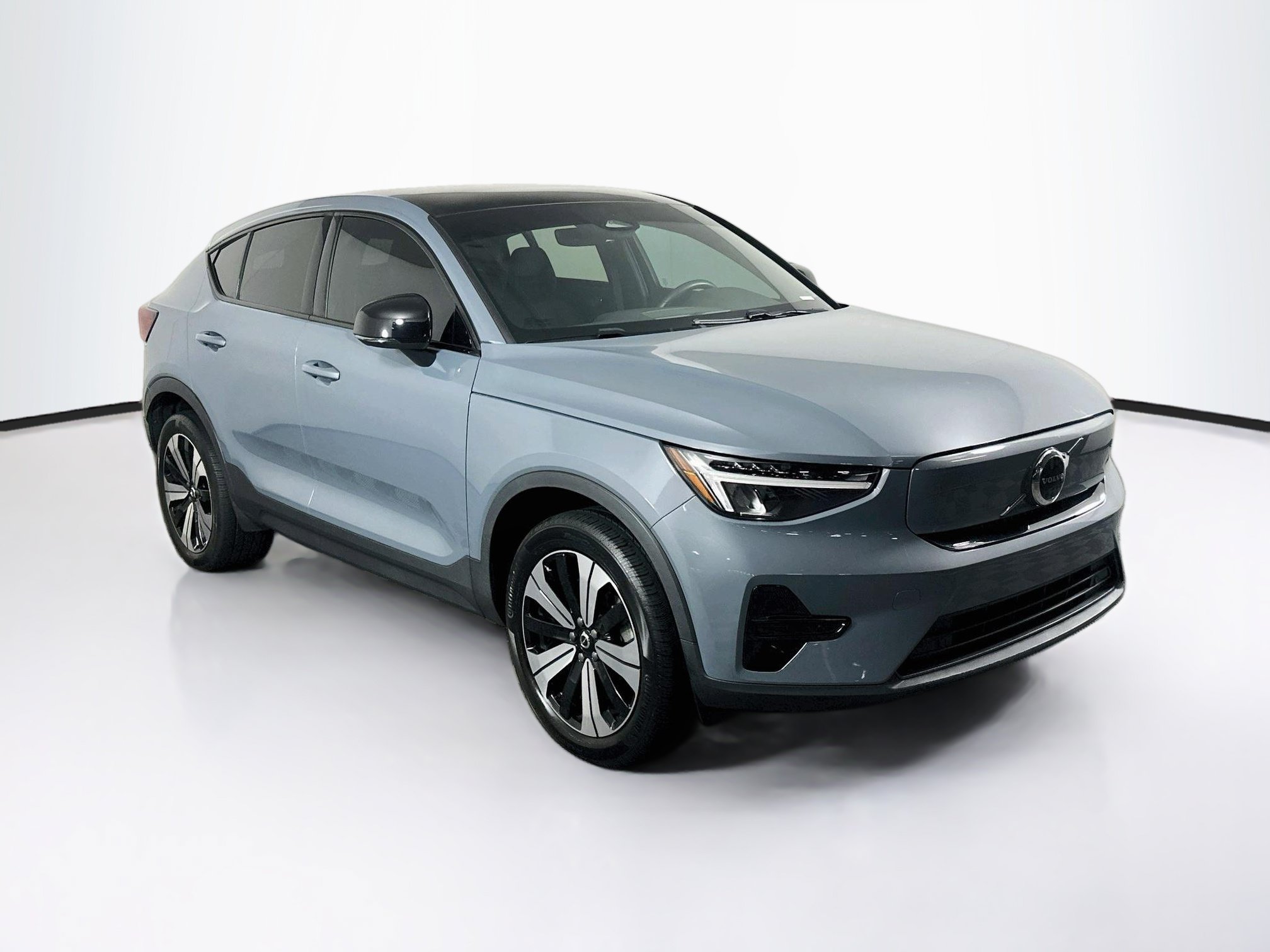 2023 Volvo C40