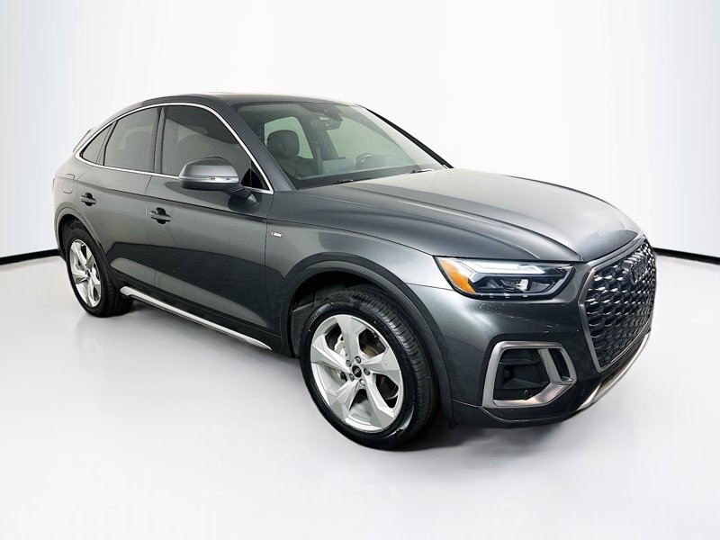 2021 Audi Q5 Sportback Premium's photo