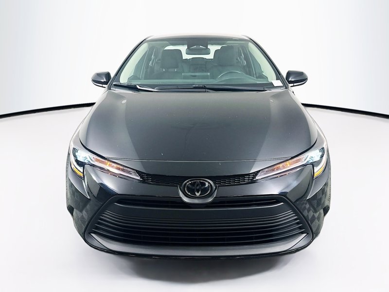 Used 2024 Toyota Corolla LE with VIN 5YFB4MDE6RP115103 for sale in Northfield, Minnesota