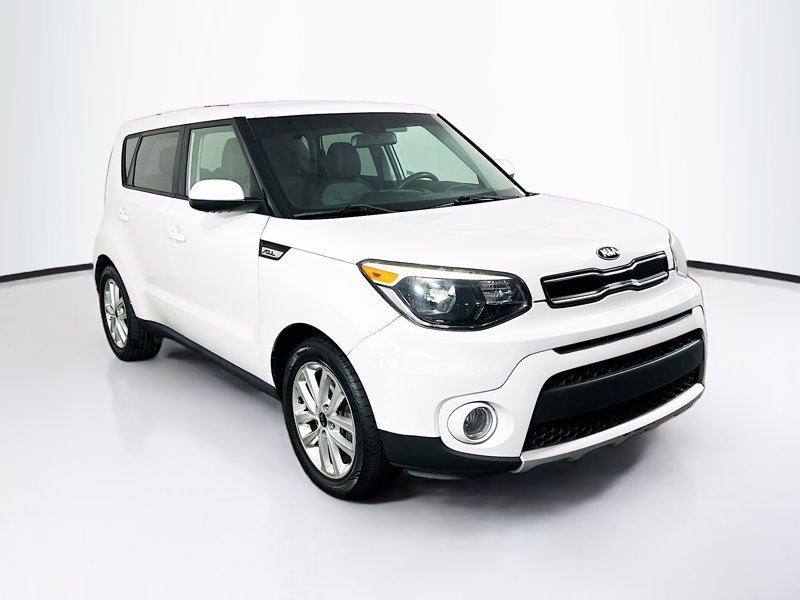2017 Kia Soul 2.0L + 6 A/T's photo