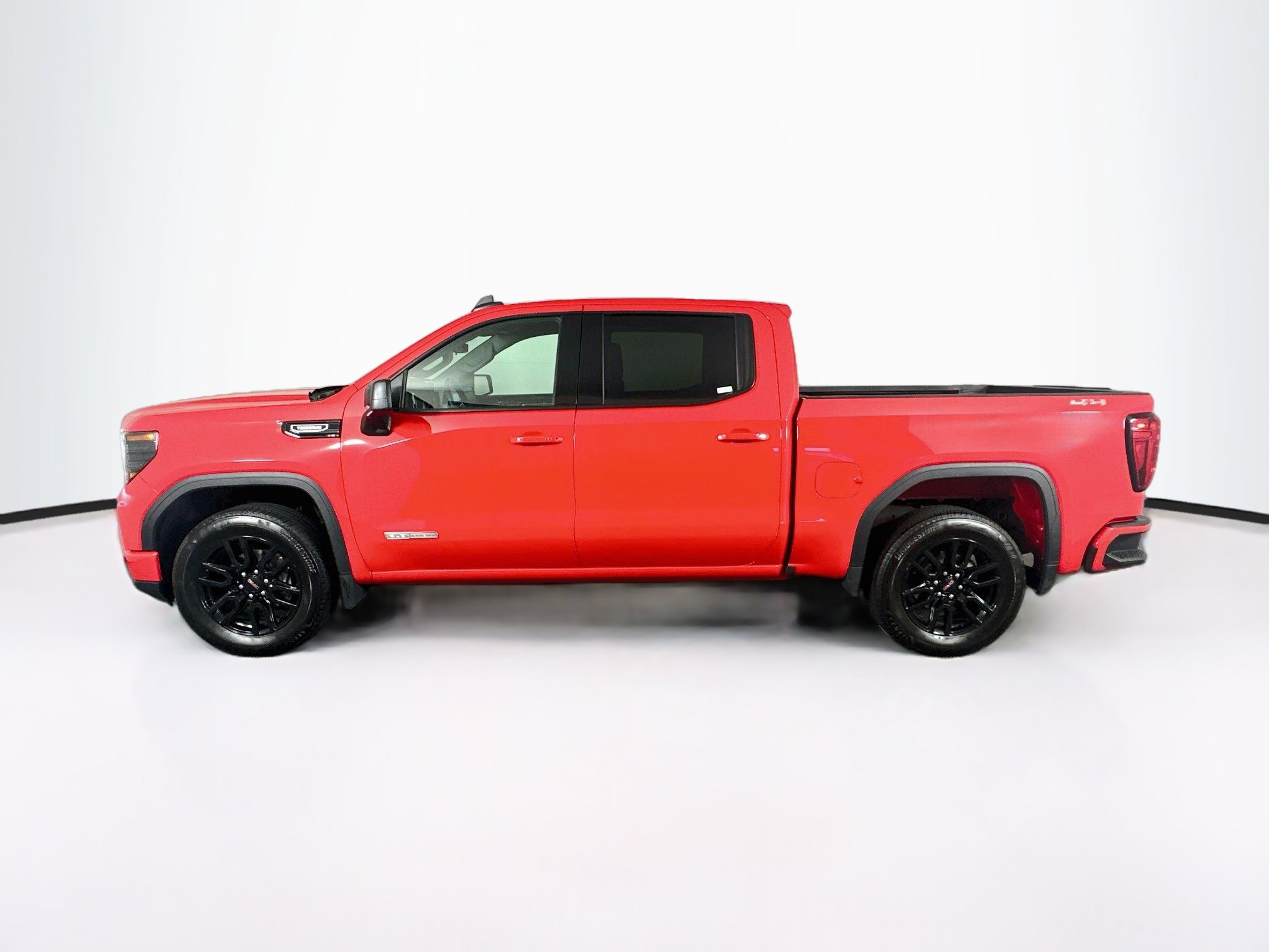 Used 2025 GMC Sierra 1500 Elevation 4WD Crew Cab 147 Elevation w/3VL