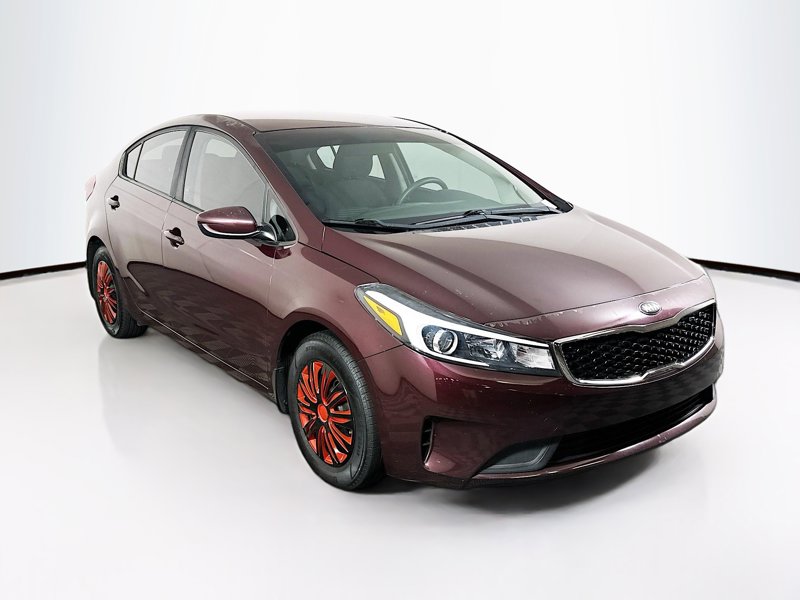 2017 Kia Forte LX AT's photo