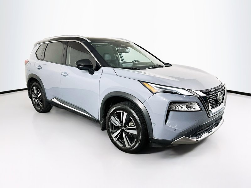 2021 Nissan Rogue Platinum's photo