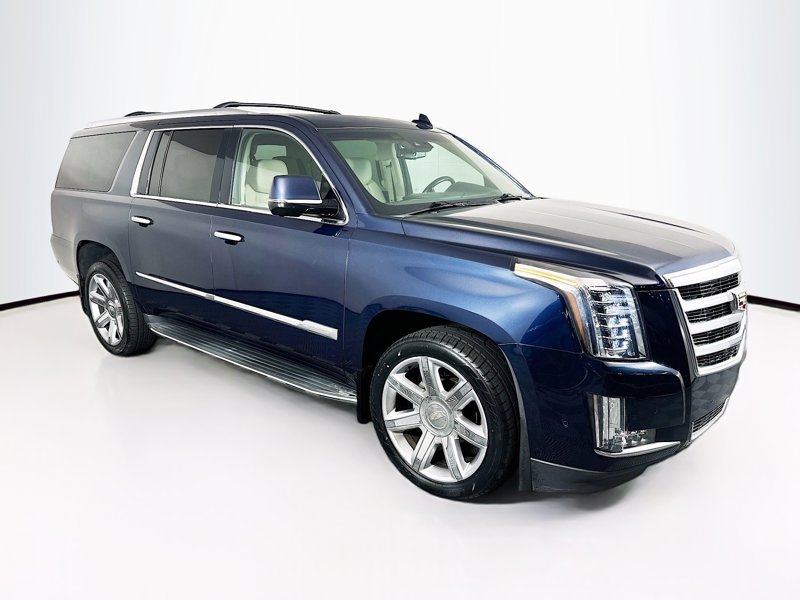 2017 Cadillac Escalade ESV Luxury's photo