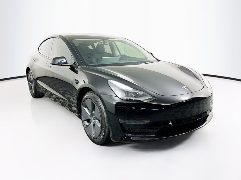 2023 Tesla Model 3 -'s photo