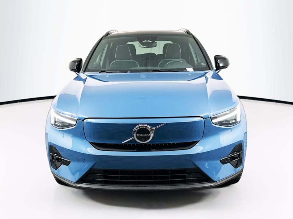 Certified 2023 Volvo XC40 Recharge Pure Electric Ultimate Twin eAWD Ultimate