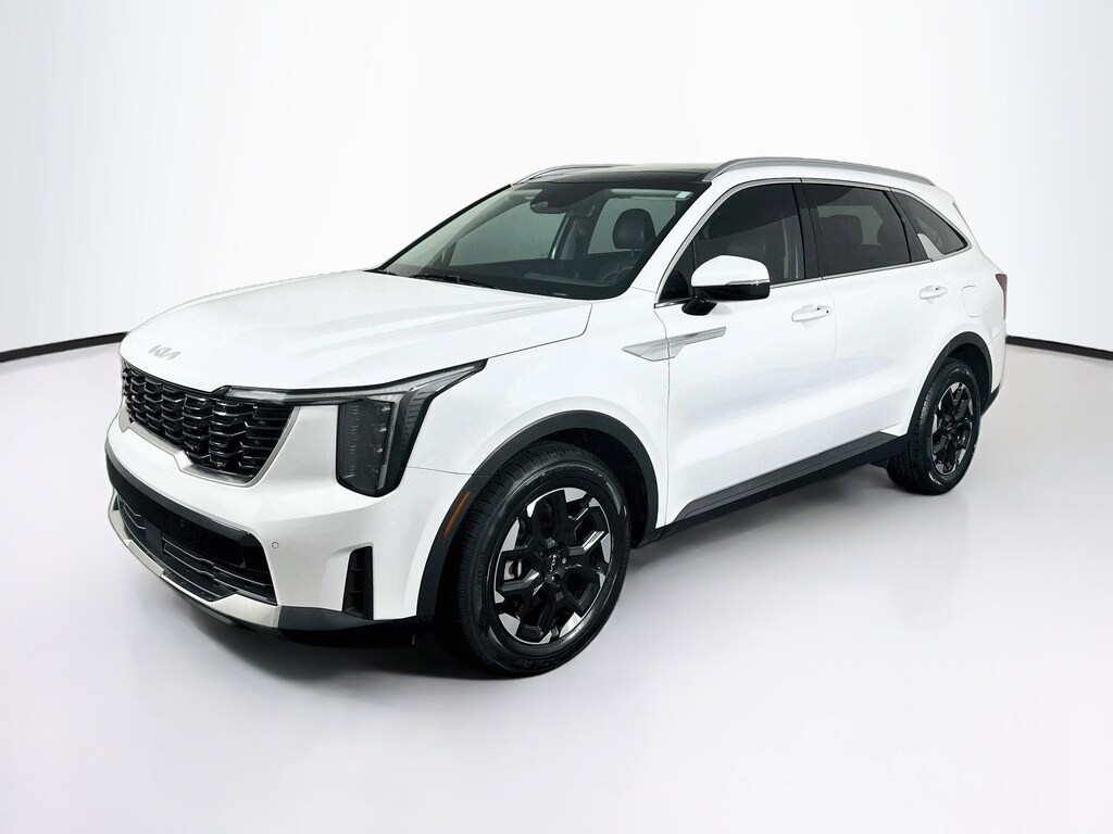 Used 2025 Kia Sorento S S FWD