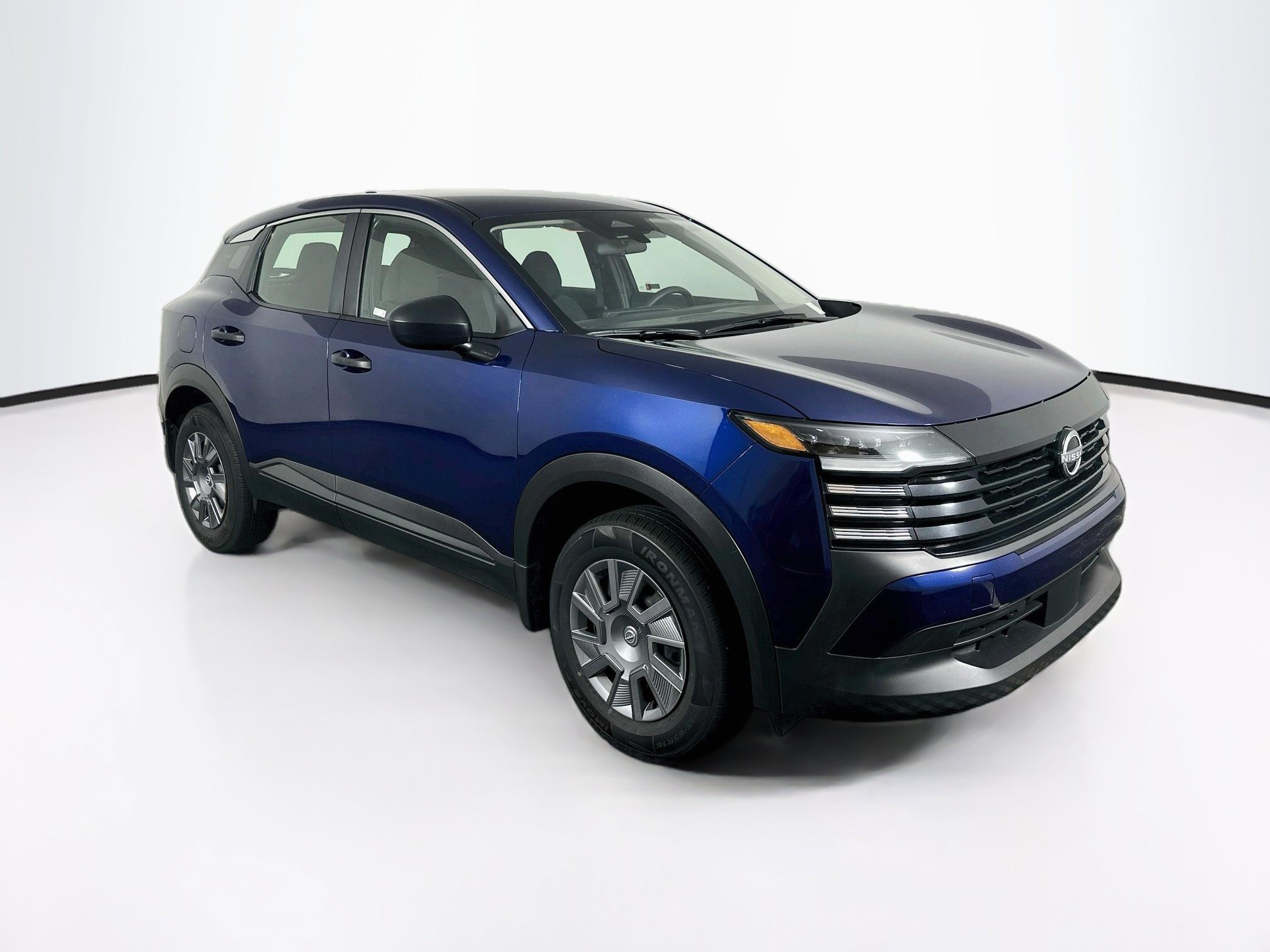 2025 Nissan Kicks