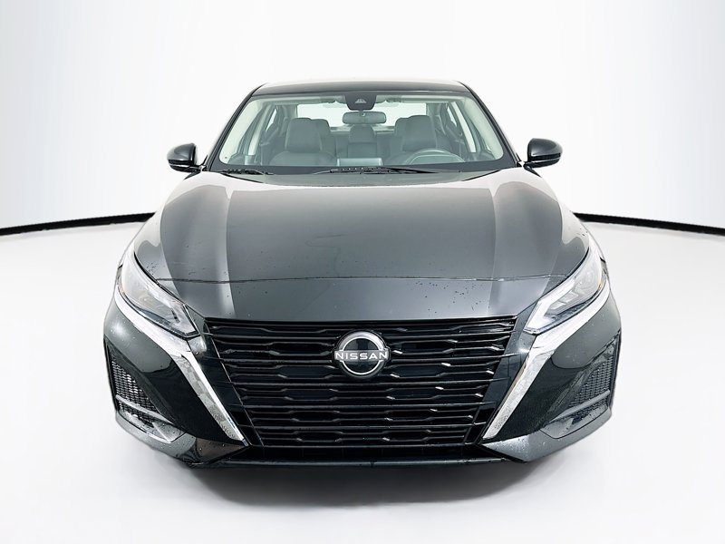 Used 2023 Nissan Altima SV with VIN 1N4BL4DV5PN313531 for sale in Charlotte, NC
