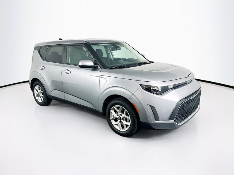 2025 Kia Soul 2.0L LX IVT's photo