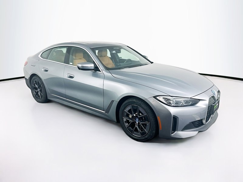 2023 BMW i4 eDrive35's photo