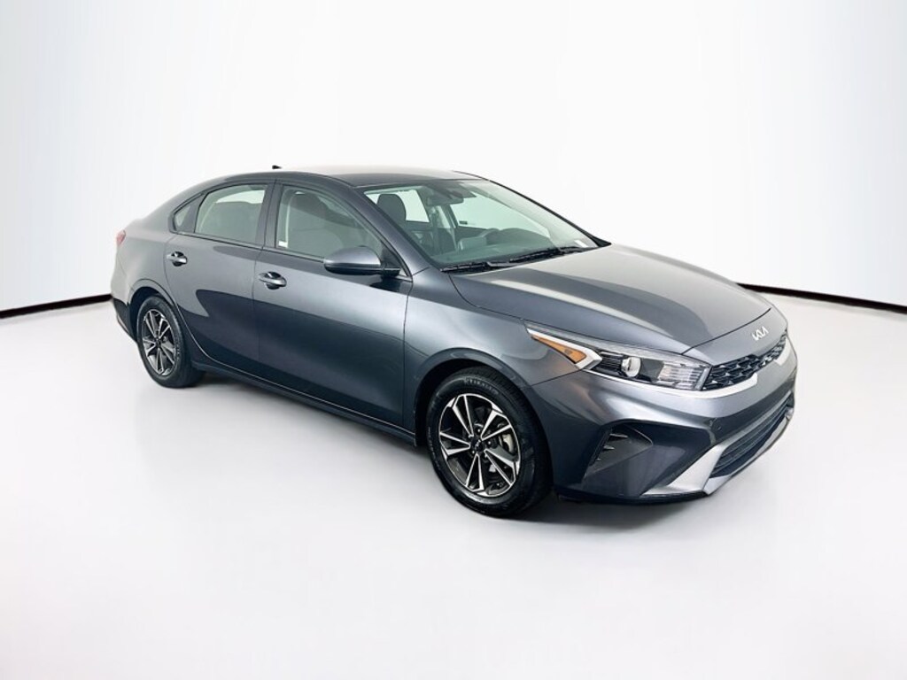 Used 2024 Kia Forte LXS LXS IVT