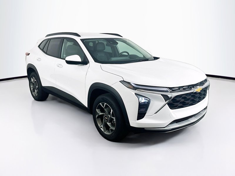 2025 Chevrolet Trax LT's photo