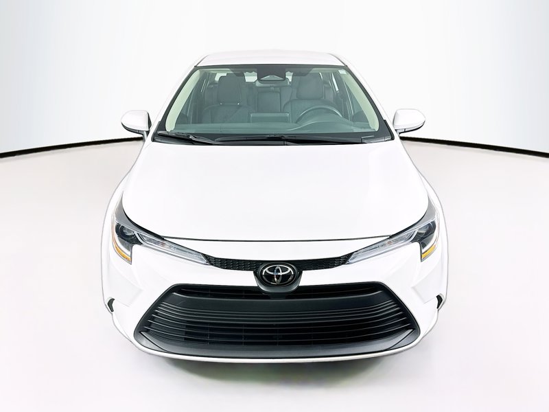 Used 2024 Toyota Corolla LE with VIN 5YFB4MDE9RP125897 for sale in Northfield, Minnesota