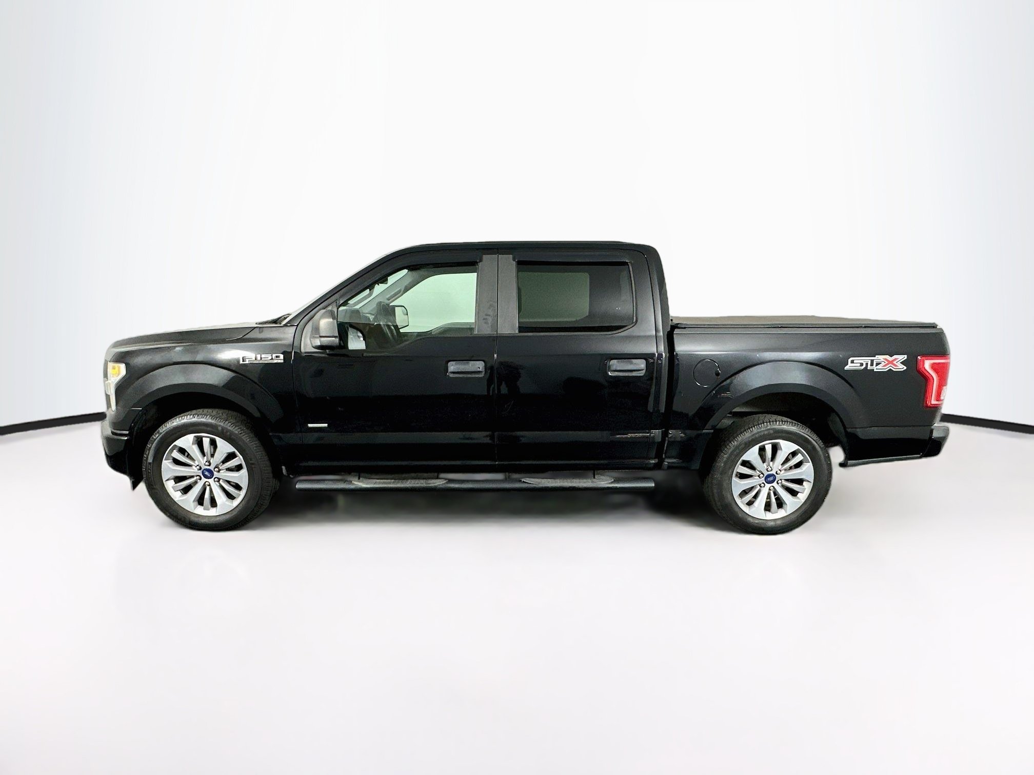 Used 2017 Ford F-150 XL XL 2WD SuperCrew 5.5 Box