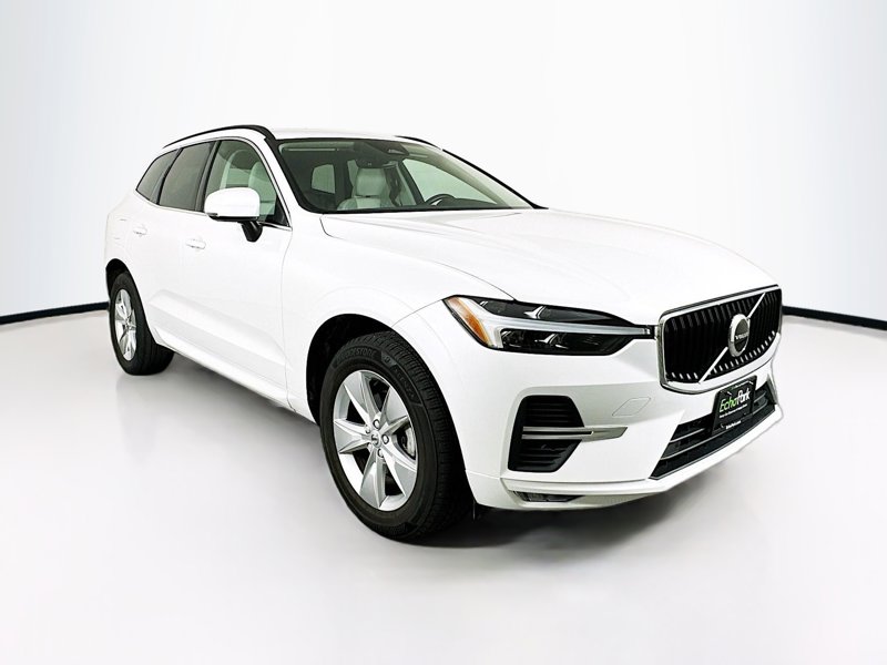 2022 Volvo XC60 Momentum