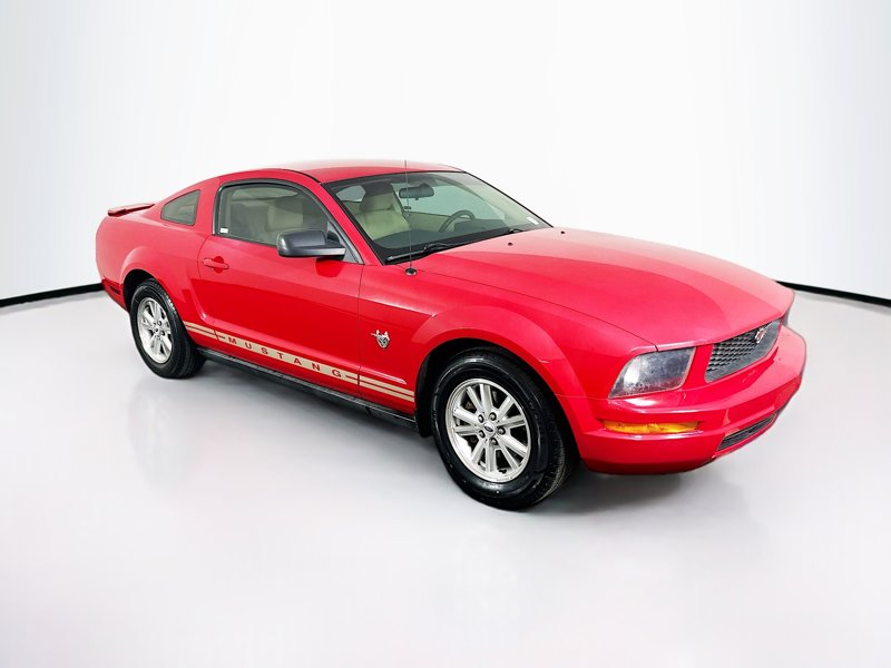 2009 Ford Mustang V6 Premium's photo