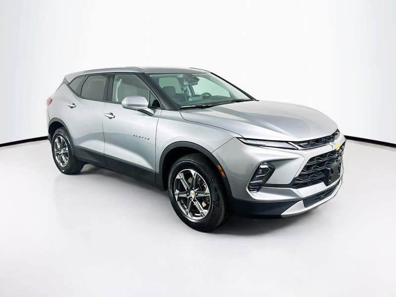 2025 Chevrolet Blazer 2.0T 2LT FWD's photo