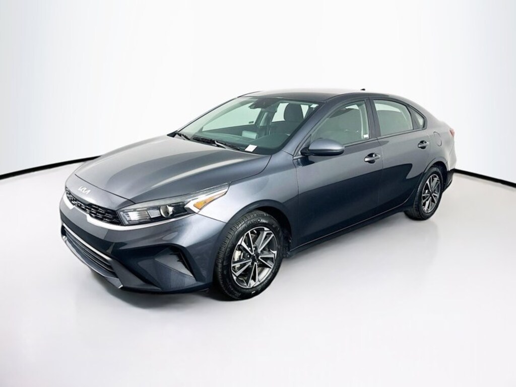 Used 2024 Kia Forte LXS LXS IVT