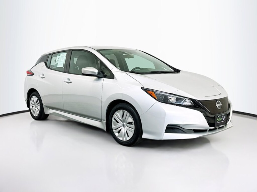 Used 2023 Nissan Leaf S Hatchback