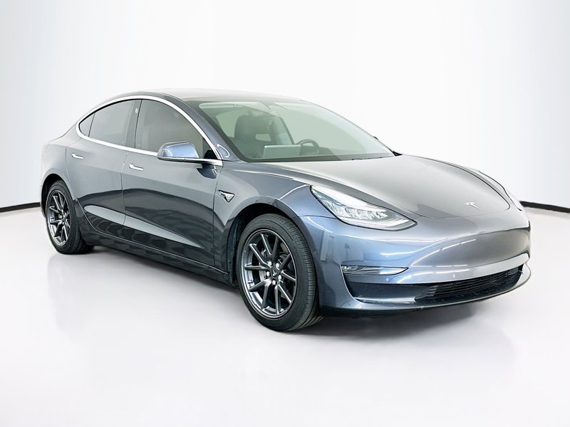 2019 Tesla Model 3 Long Range's photo
