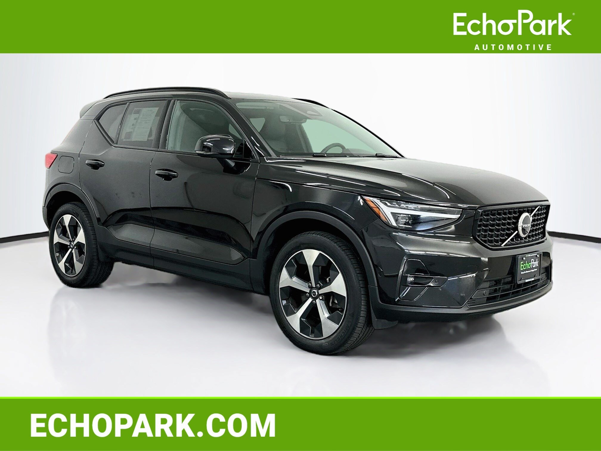 2026 Volvo XC40 Plus
