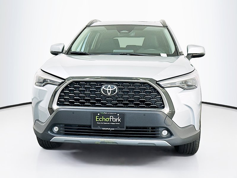 Used 2024 Toyota Corolla Cross XLE with VIN 7MUDAABG4RV087366 for sale in Northfield, Minnesota