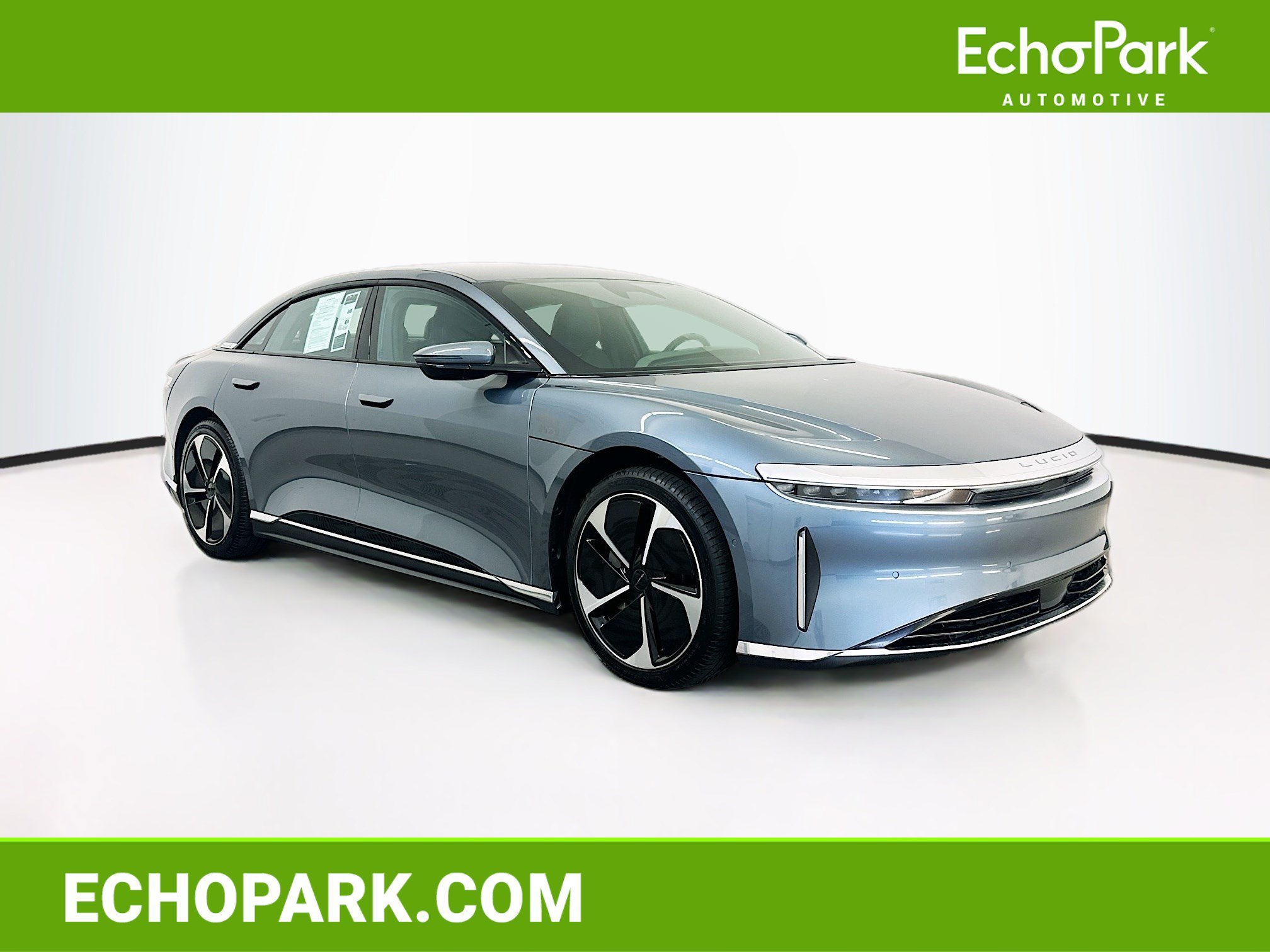 2024 Lucid Air Touring's photo