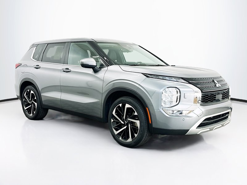 2024 Mitsubishi Outlander SE S-AWC's photo