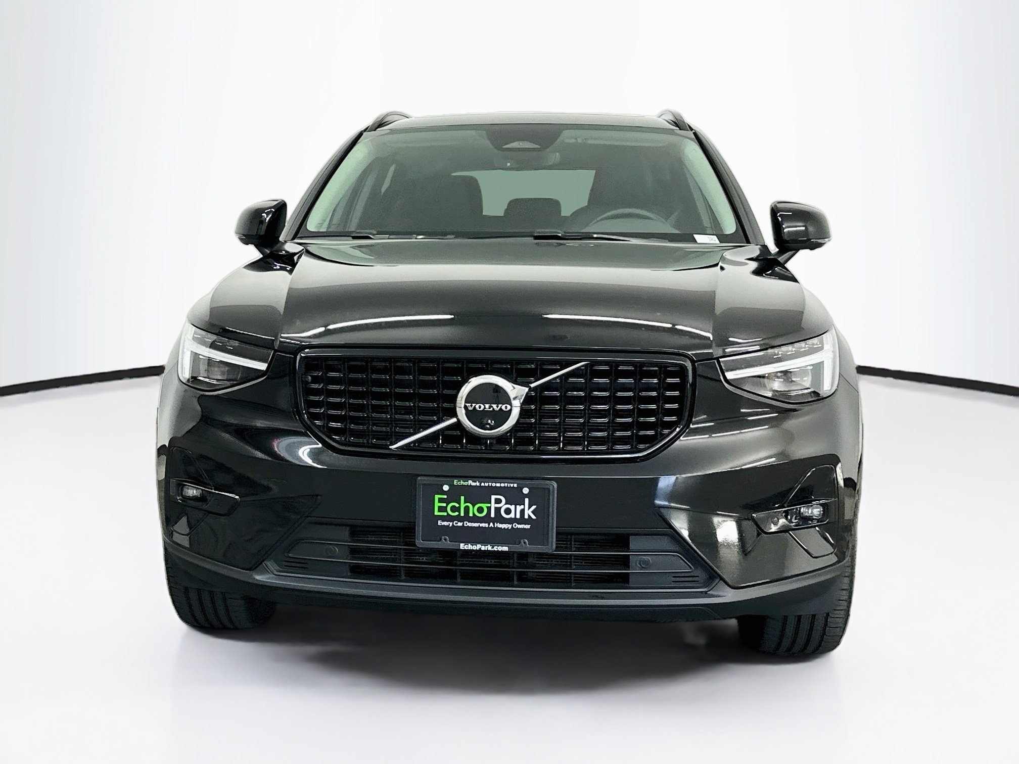 Used 2026 Volvo XC40 Plus B5 AWD Plus