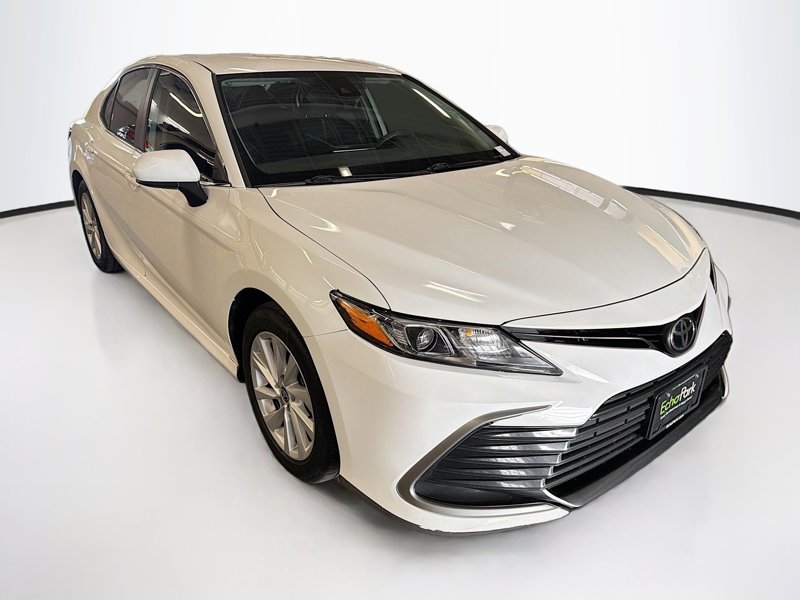 2021 Toyota Camry 2.5 Auto LE's photo
