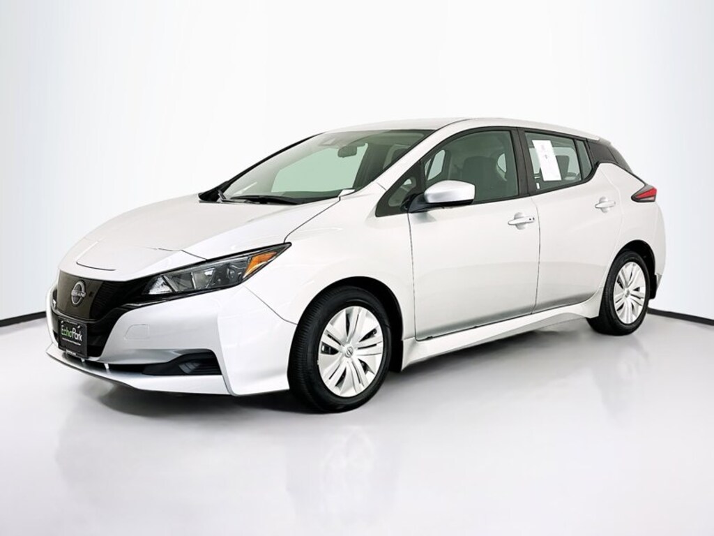 Used 2023 Nissan Leaf S Hatchback