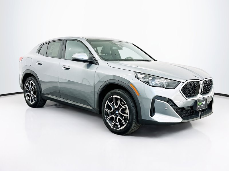 2025 BMW X2 xDrive28i's photo