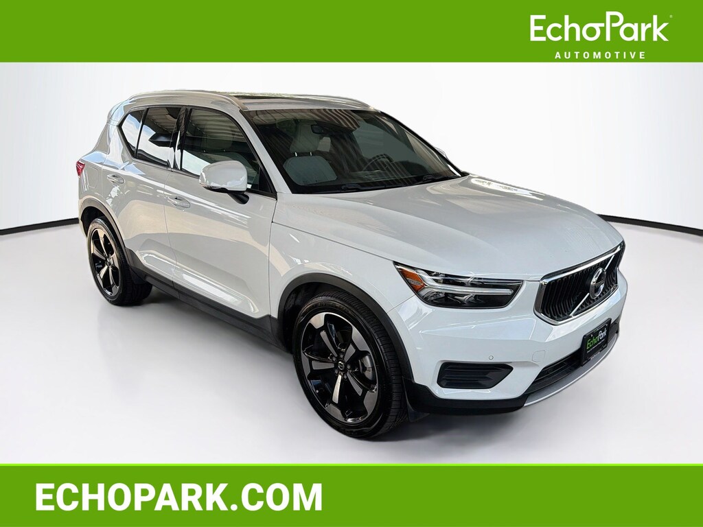 Used 2020 Volvo XC40 Momentum T5 AWD Momentum