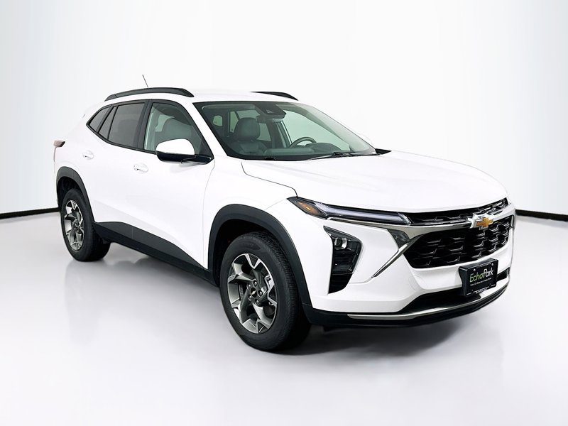 2025 Chevrolet Trax LT's photo