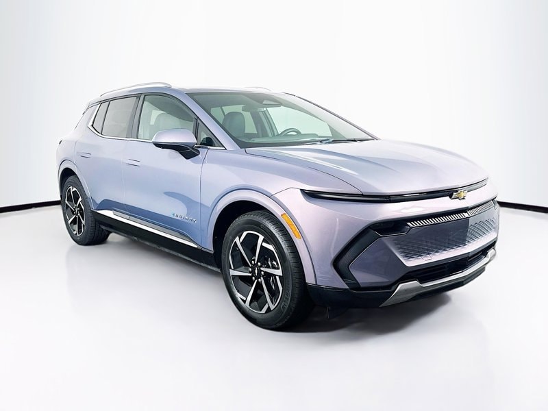 2025 Chevrolet Equinox EV's photo