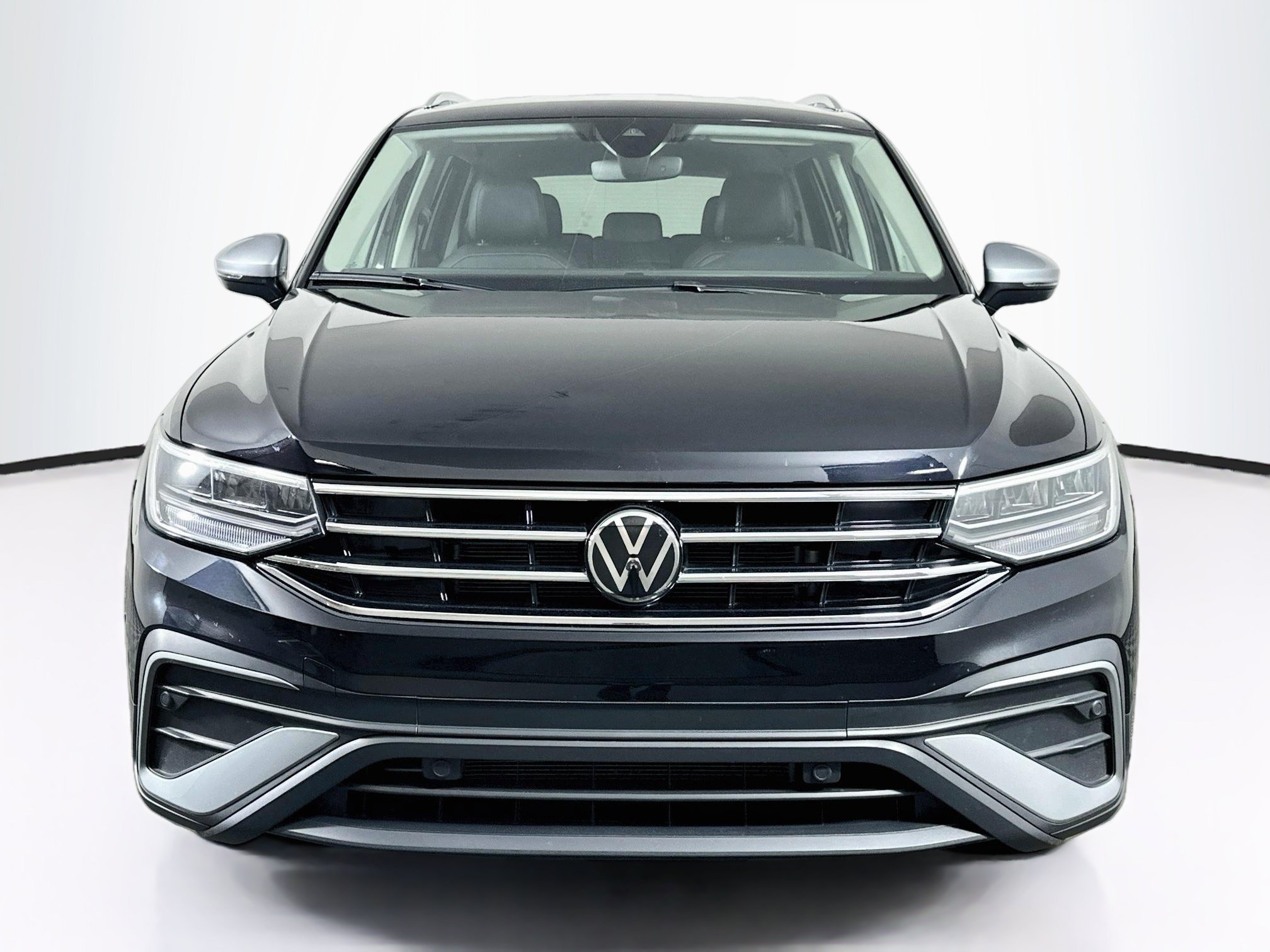 Used 2024 Volkswagen Tiguan Wolfsburg Edition 2.0T Wolfsburg Edition FWD